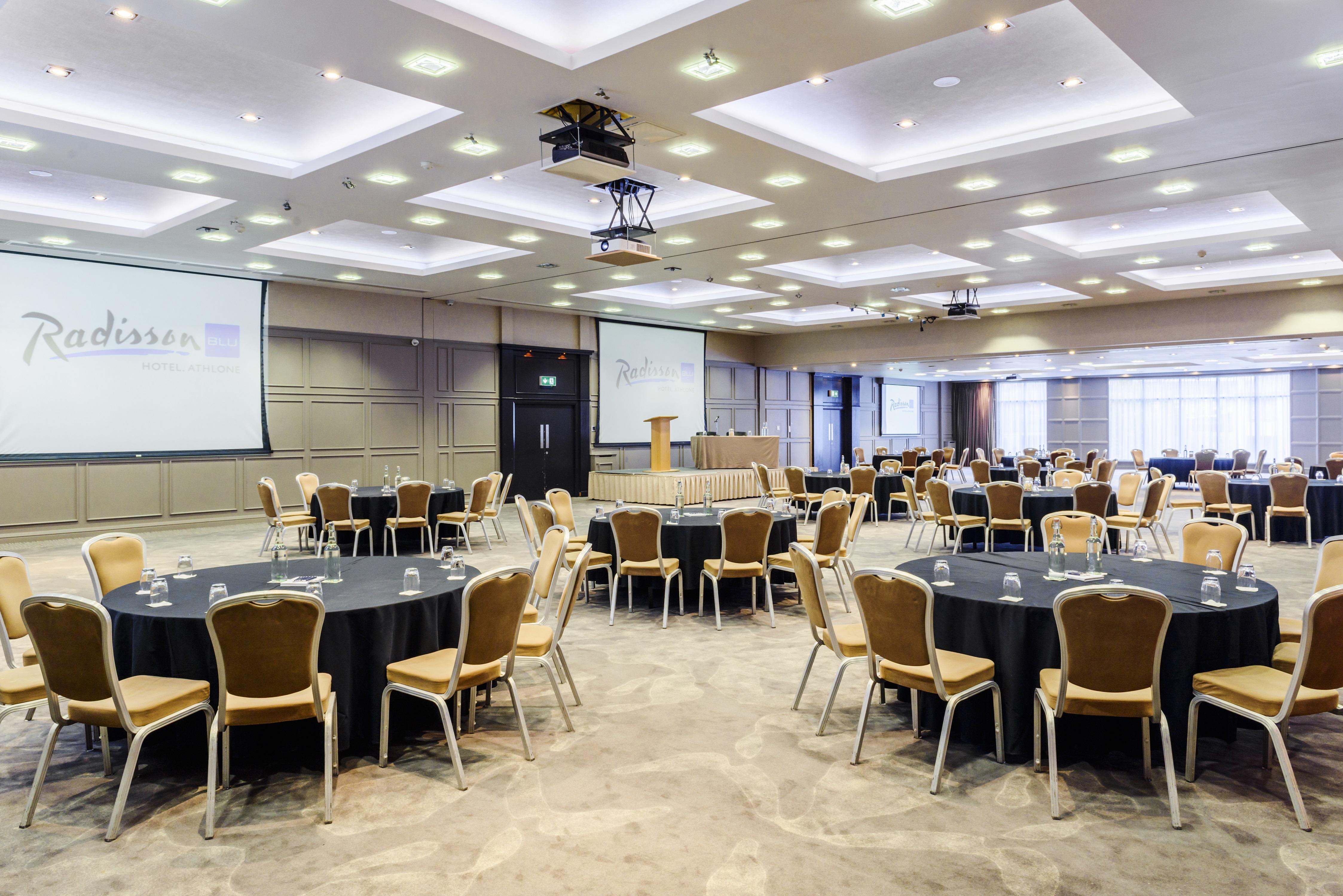 Radisson Blu Hotel, Athlone Exteriér fotografie